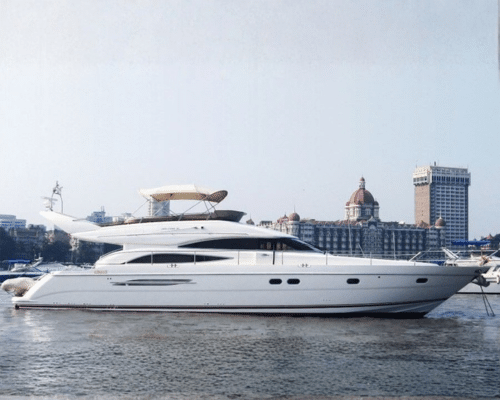 Yacht in Mumbai for beautiful sunset views and relaxing trips