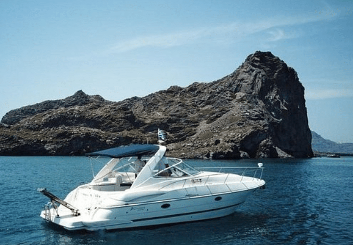 Yacht on rent in Mumbai for parties and private celebrations