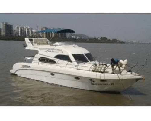 Private yacht in Mumbai price for luxury rentals and sea trips