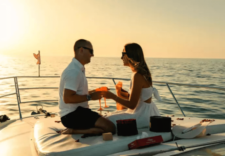 Yacht booking Mumbai for exclusive and high-end sea experiences