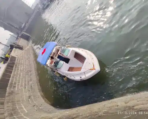 Speed boat from Mumbai to Alibaug for quick and scenic sea travel